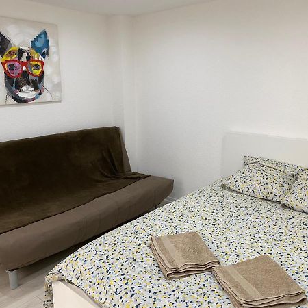 Appartement 2Eme Etage 42M2 Hyper Centre Ville / Parking Gratuit รีอง ภายนอก รูปภาพ
