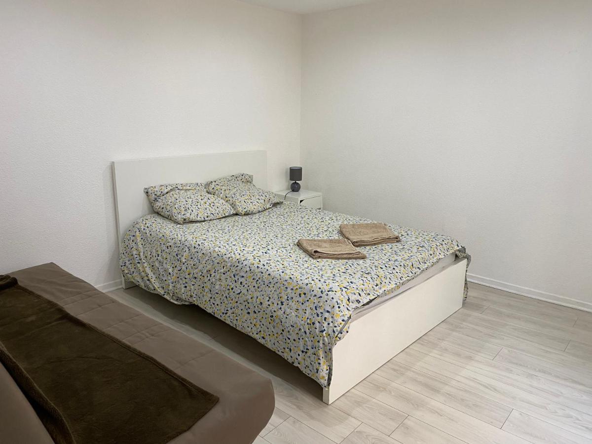 Appartement 2Eme Etage 42M2 Hyper Centre Ville / Parking Gratuit รีอง ภายนอก รูปภาพ